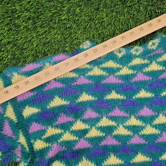 Vintage 90s Fuzzy Sweater Womens Medium 20x22 Baggy - Picture 3 of 11